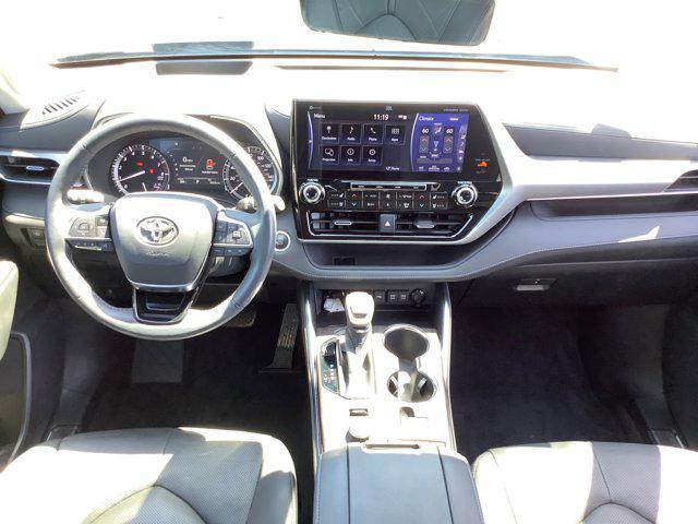 used 2021 Toyota Highlander car, priced at $42,246
