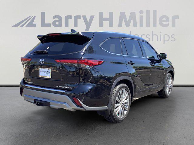 used 2021 Toyota Highlander car, priced at $42,246