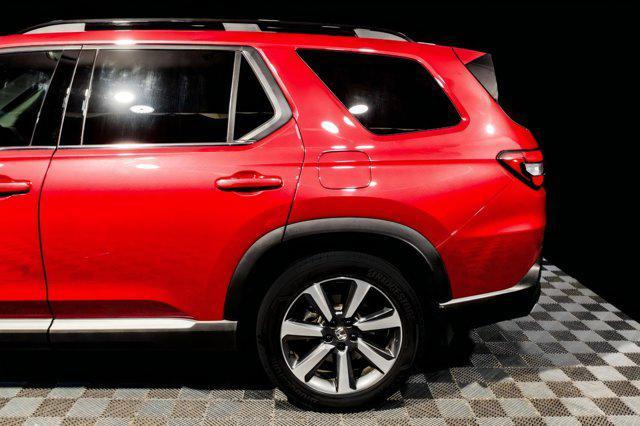 used 2023 Honda Pilot car, priced at $46,815