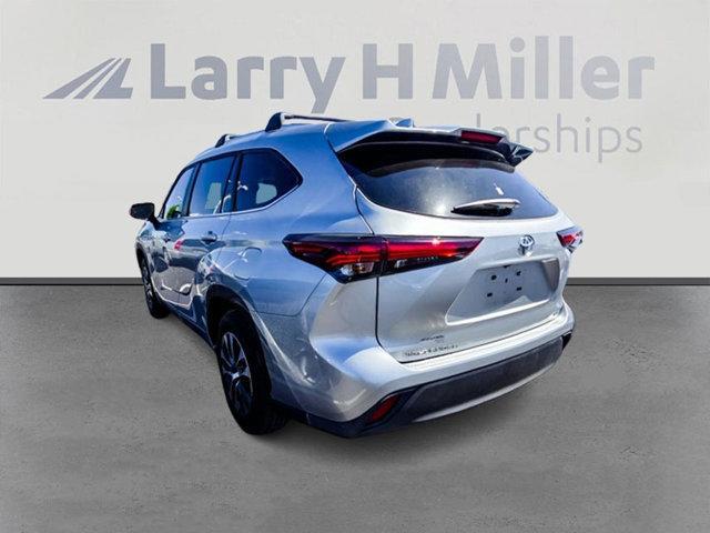 used 2024 Toyota Highlander car, priced at $44,731