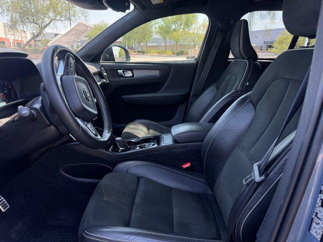 used 2020 Volvo XC40 car, priced at $25,774