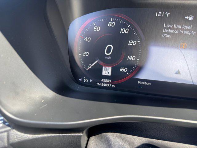used 2020 Volvo XC40 car, priced at $25,774