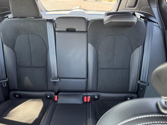 used 2020 Volvo XC40 car, priced at $25,774