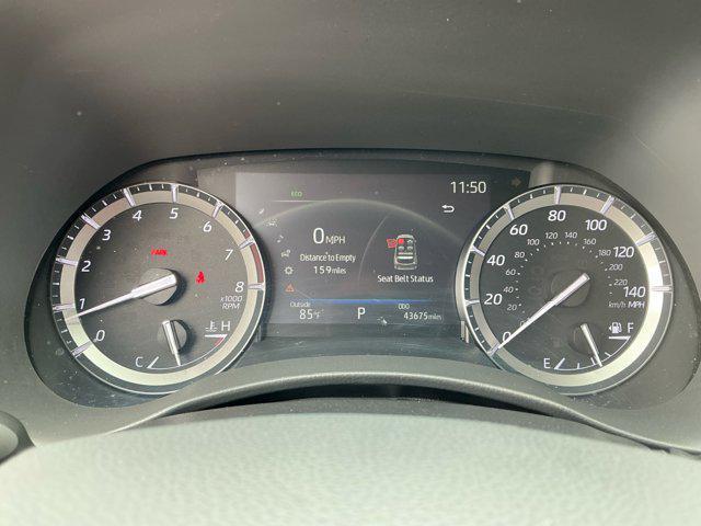 used 2020 Toyota Highlander car, priced at $31,406
