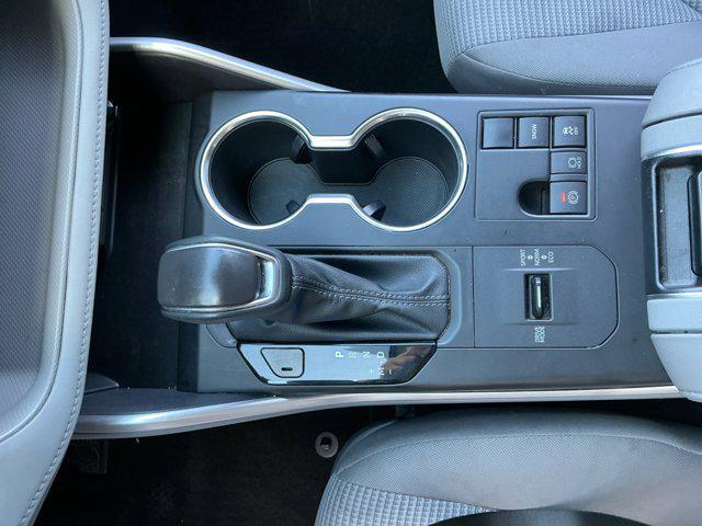 used 2023 Toyota Highlander car, priced at $29,994