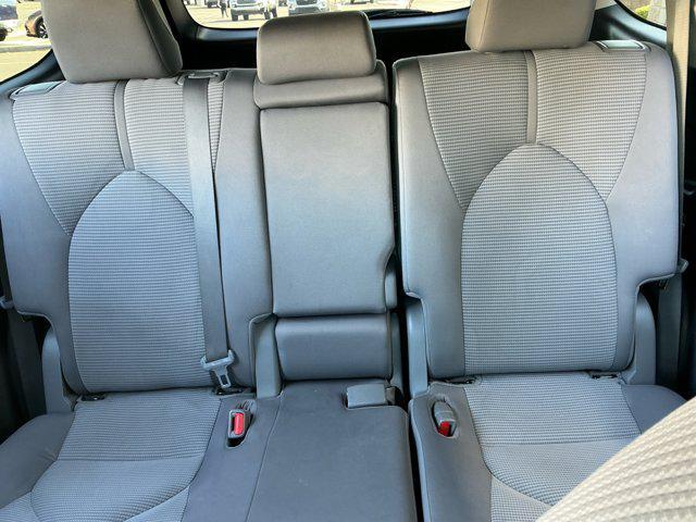 used 2023 Toyota Highlander car, priced at $29,994