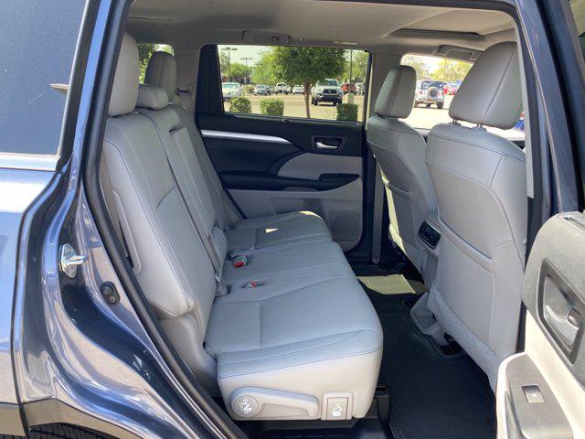 used 2018 Toyota Highlander car, priced at $25,496