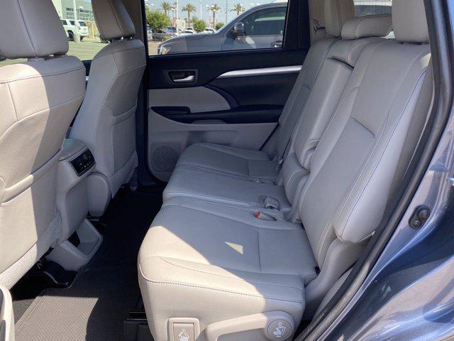 used 2018 Toyota Highlander car, priced at $25,496