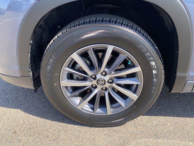 used 2018 Toyota Highlander car, priced at $25,496