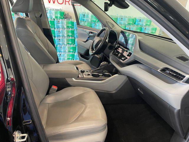 used 2022 Toyota Highlander car, priced at $43,775