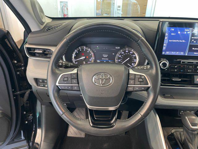 used 2022 Toyota Highlander car, priced at $43,775