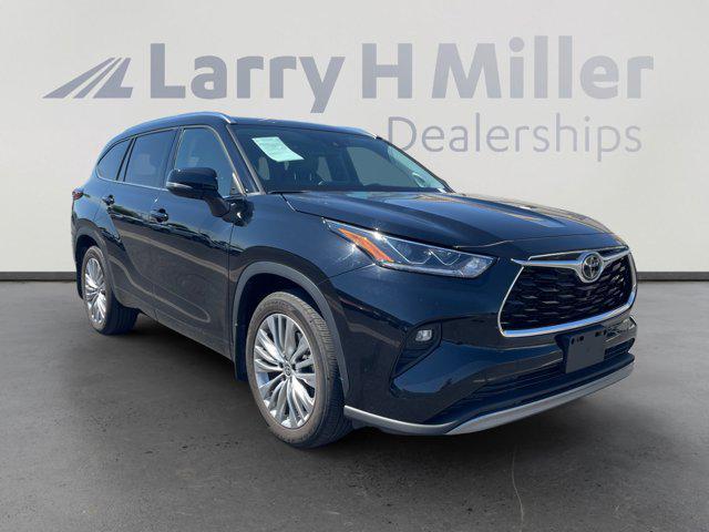 used 2022 Toyota Highlander car, priced at $43,775