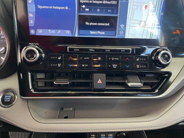 used 2022 Toyota Highlander car, priced at $43,775