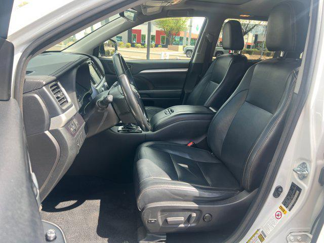 used 2018 Toyota Highlander car, priced at $24,204