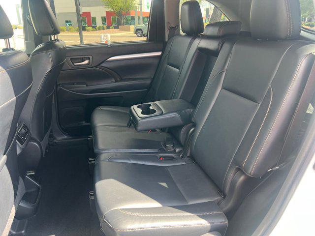 used 2018 Toyota Highlander car, priced at $24,204