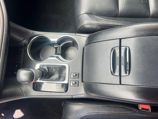 used 2018 Toyota Highlander car, priced at $24,204
