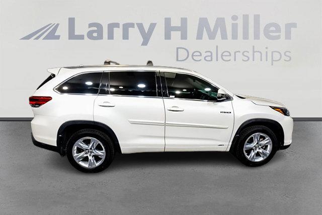 used 2017 Toyota Highlander Hybrid car, priced at $23,996