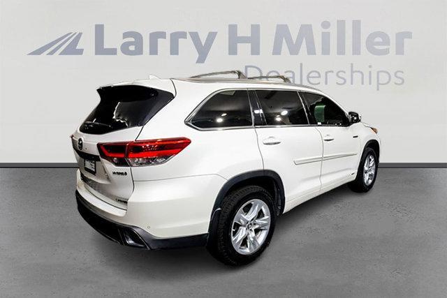 used 2017 Toyota Highlander Hybrid car, priced at $23,996