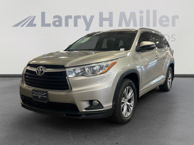used 2015 Toyota Highlander car, priced at $16,994