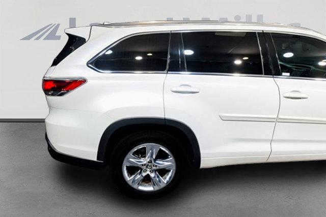 used 2016 Toyota Highlander car, priced at $25,415