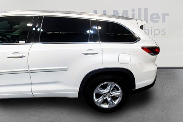 used 2016 Toyota Highlander car, priced at $25,415