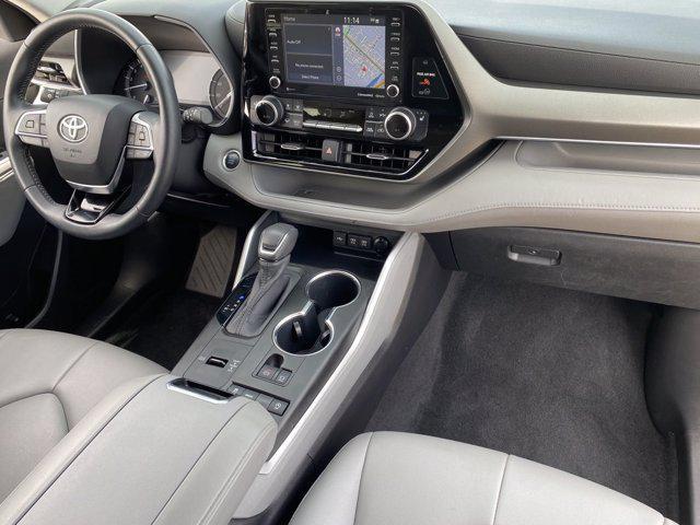 used 2020 Toyota Highlander car, priced at $31,996