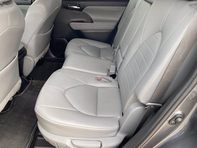 used 2020 Toyota Highlander car, priced at $31,996