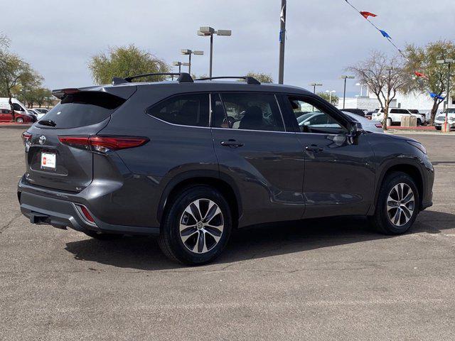 used 2020 Toyota Highlander car, priced at $31,996