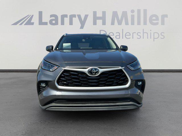 used 2023 Toyota Highlander car, priced at $38,994