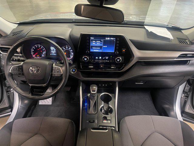 used 2021 Toyota Highlander car, priced at $32,321