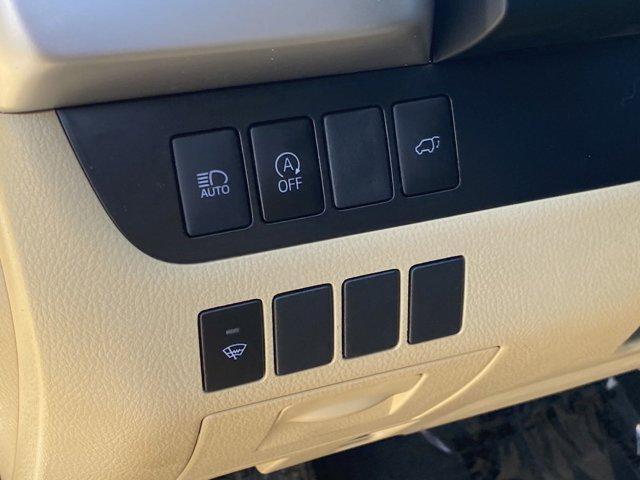 used 2019 Toyota Highlander car, priced at $21,996