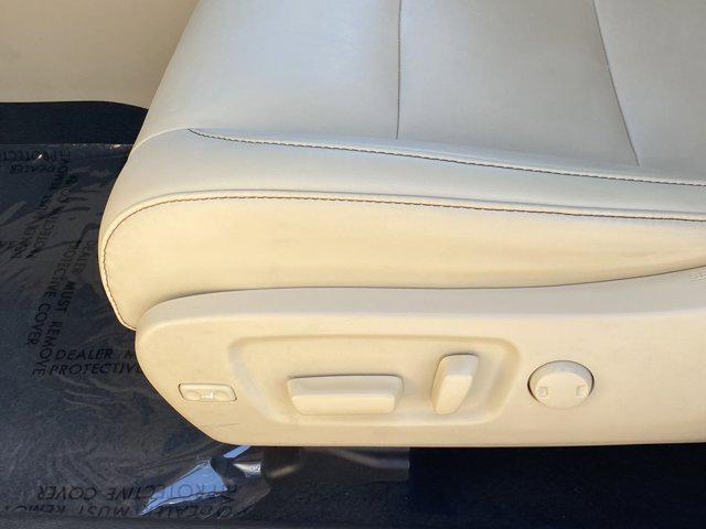 used 2019 Toyota Highlander car, priced at $21,996