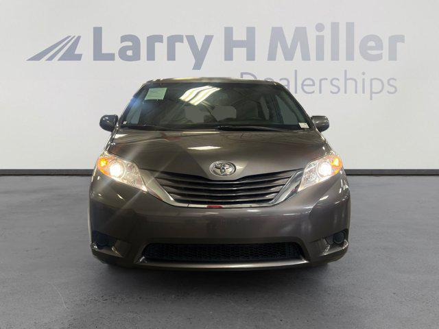 used 2017 Toyota Sienna car, priced at $16,653