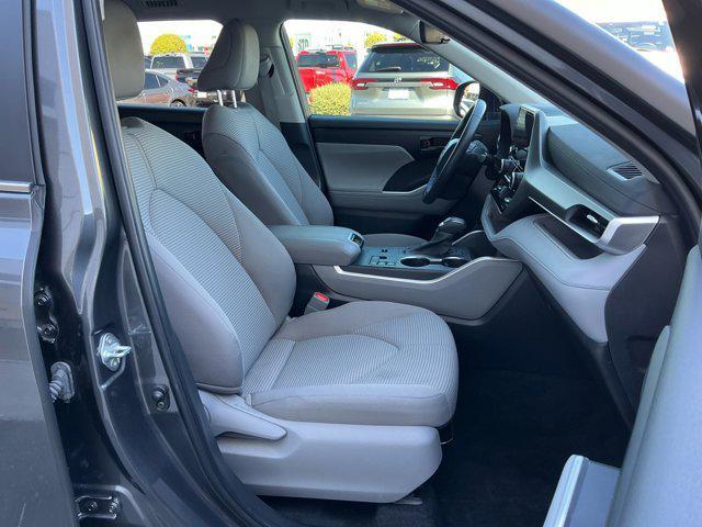 used 2024 Toyota Highlander car, priced at $40,562
