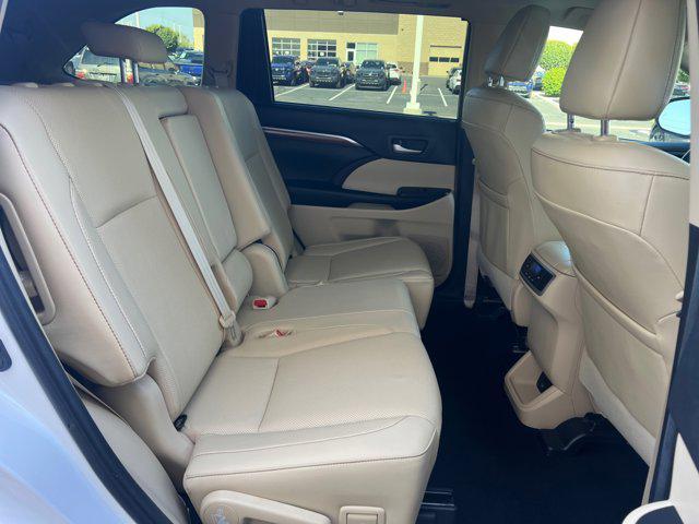 used 2019 Toyota Highlander car, priced at $30,014