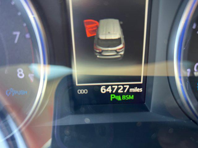 used 2019 Toyota Highlander car, priced at $30,014