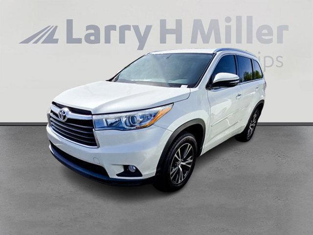 used 2016 Toyota Highlander car, priced at $20,994