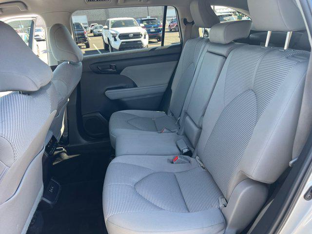 used 2023 Toyota Highlander car, priced at $29,332