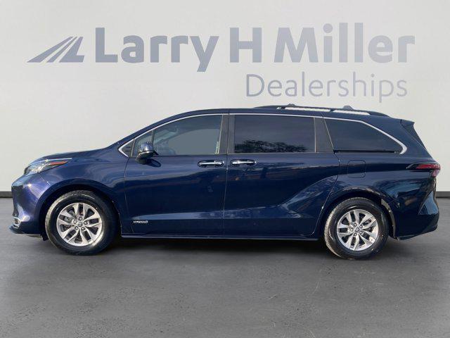 used 2021 Toyota Sienna car, priced at $34,894