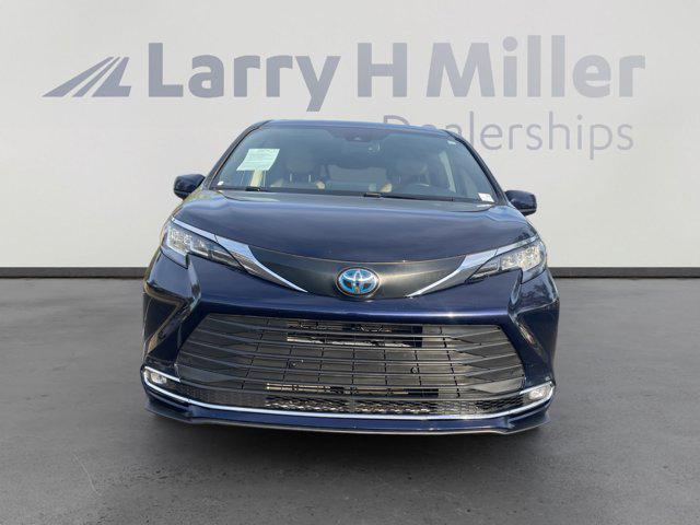 used 2021 Toyota Sienna car, priced at $34,894