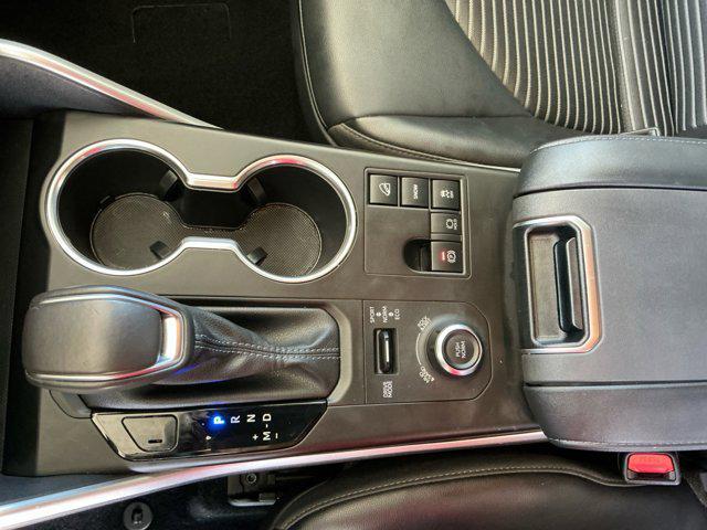 used 2024 Toyota Highlander car, priced at $42,348