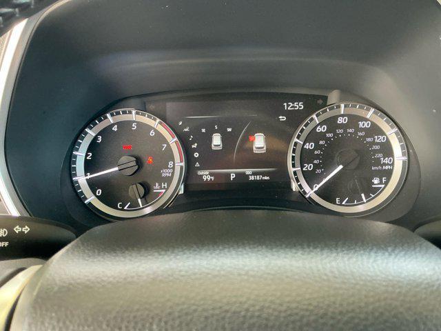 used 2024 Toyota Highlander car, priced at $42,348