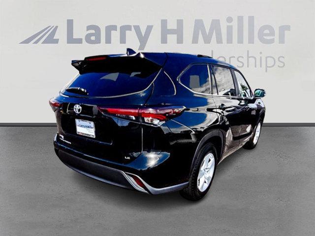 used 2024 Toyota Highlander car, priced at $37,503