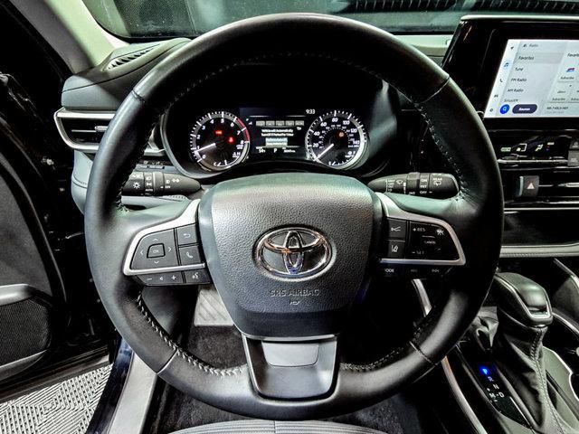 used 2024 Toyota Highlander car, priced at $37,503