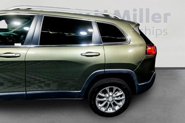 used 2020 Jeep Cherokee car, priced at $19,445