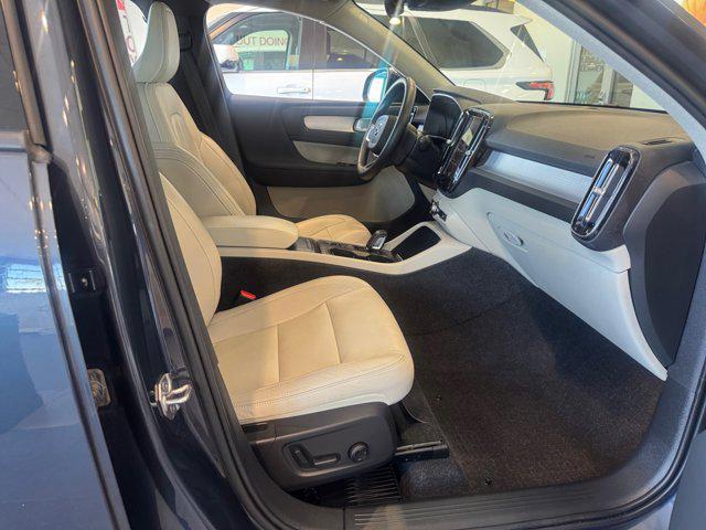 used 2021 Volvo XC40 car, priced at $22,995
