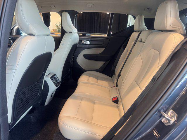 used 2021 Volvo XC40 car, priced at $22,995