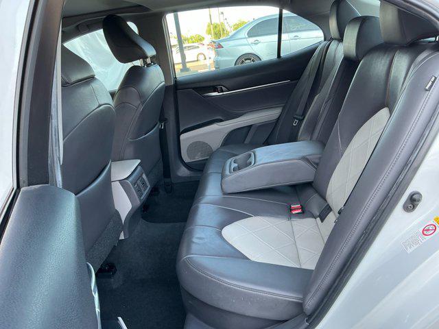 used 2018 Toyota Camry Hybrid car, priced at $24,996