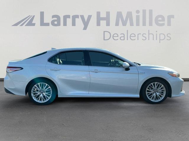 used 2018 Toyota Camry Hybrid car, priced at $24,996