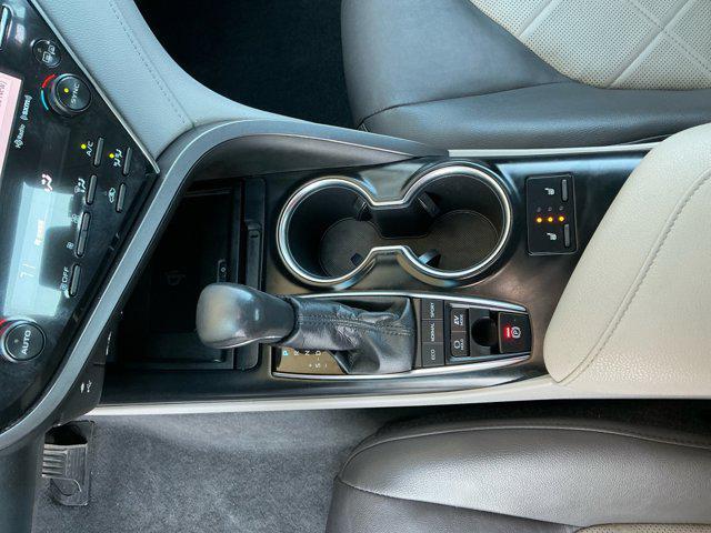 used 2018 Toyota Camry Hybrid car, priced at $24,996